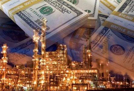 عرضه ارز پتروشیمیها در بازار با نرخ ۸۰۸۰ تومان