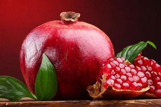 ۲۰۰ عکس و عکس نوشته پروفایل شب یلدا