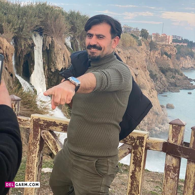 بیوگرافی بستنی فروش ترکیه ای