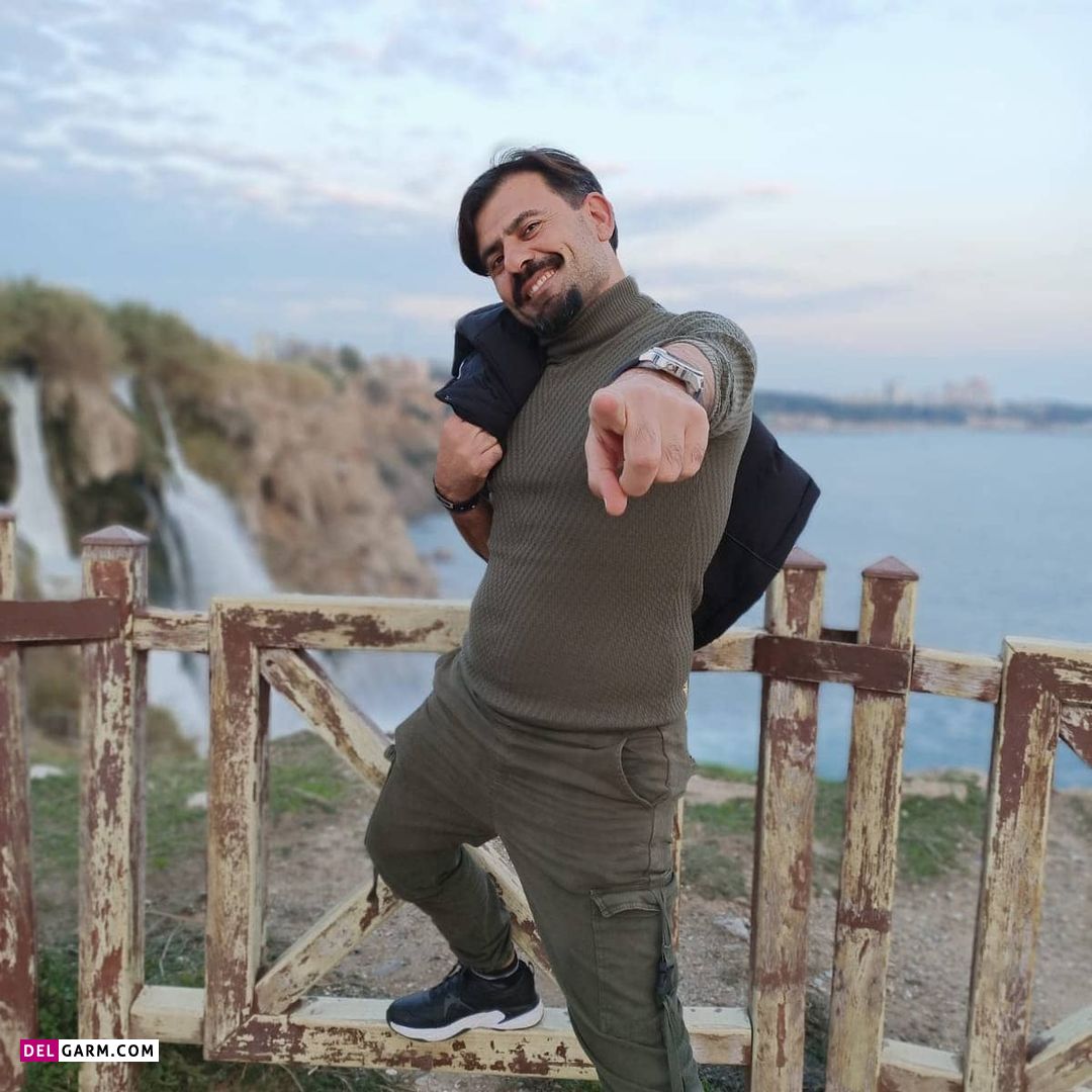 بیوگرافی بستنی فروش ترکیه ای