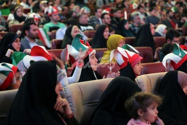 گریه طرفداران ایرانی