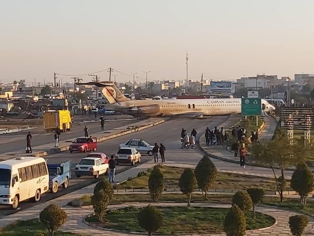 هواپیمای تهران_ماهشهر از باند خارج شد + جزئیات