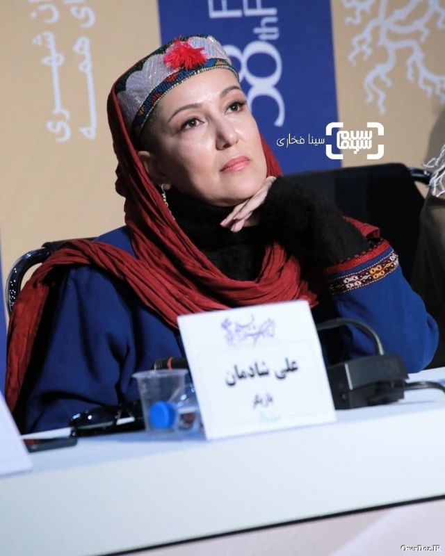 عکسهای پانته آ بهرام در نشست فیلم شنای پروانه
