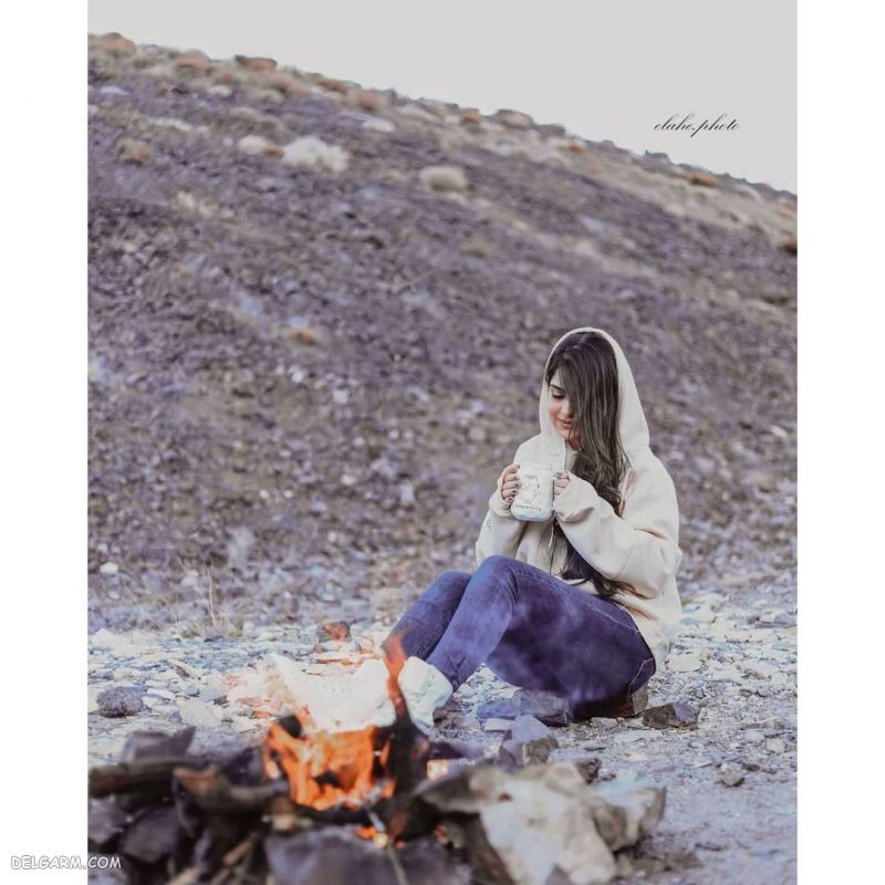 ژست عکس دخترانه در جاده ، ژست عکس توی جاده ، ژست عکس وسط جاده