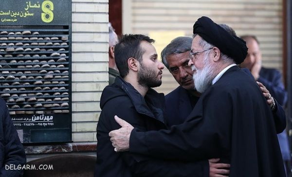 فرزند سپهبد شهید قاسم سلیمانی در کنار فرزند شهید احمد کاظمی