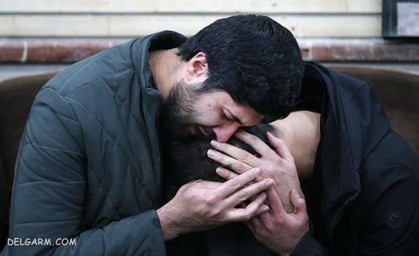 فرزند سپهبد شهید قاسم سلیمانی در کنار فرزند شهید احمد کاظمی