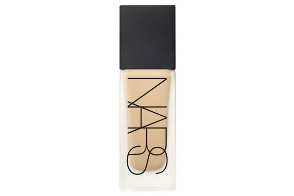کرم پودر بادوام و فول کاور نارس – NARS ALL DAY LUMINOUS WEIGHTLESS FOUNDATION CADIZ
