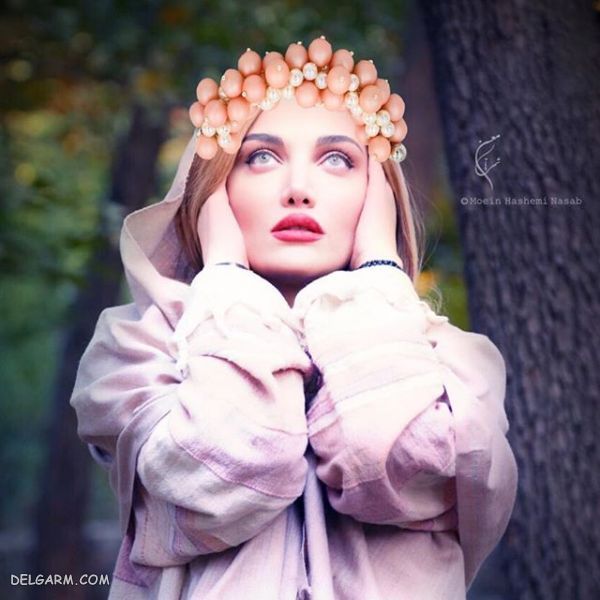 نگین پارسا خواننده و نوازنده