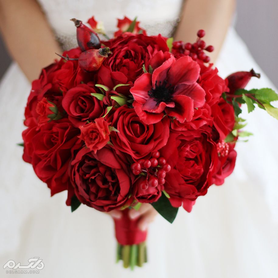 دسته گل عروس رز قرمز رومانتیک جدید