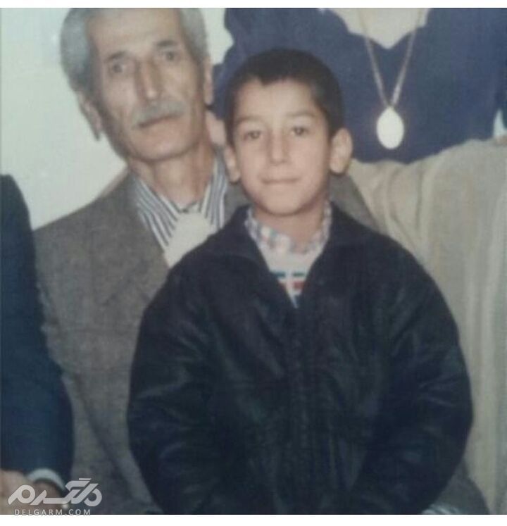 عکس دوران بچگی بهرام افشاری به همراه پدر بزرگوارش 