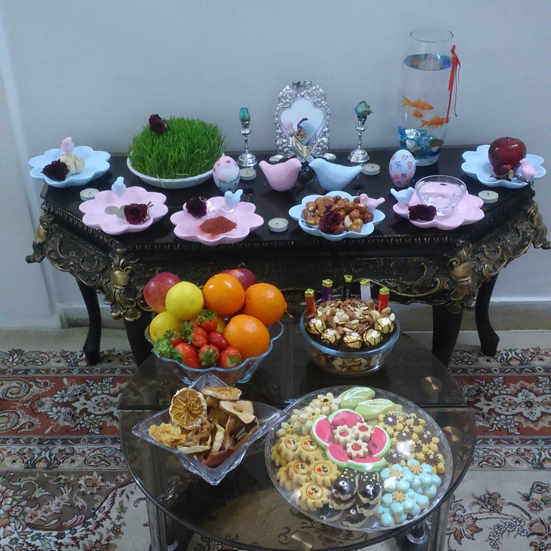 سفره 7 سین ،تزیین سفره هفت سین با وسایل دور ریختنی ،تزیین سفره 7 سین با قاشق یکبار مصرف ،تزیین سفره هفت سین با ساتن و تور تزیین ،سفره هفت سین عروس ،تزیین سفره هفت سین ۹۸ ،تزیین سفره هفت سین سال ۹۸ ،تزیین سفره هفت سین برای عروس ،تزیین سفره هفت سین لاکچری،تزیین سفره هفت سین سنتی،دیزاین سفره هفت سین ۹۸ ،دیزاین سفره هفت سین ۹8 ،دیزاین سفره هفت سین جدید ،دیزاین سفره هفت سین عروس، چیدمان سفره هفت سین ۹۸، چیدمان سفره هفت سین سنتی، چیدمان سفره هفت سین مدرن، چیدمان سفره هفت سین 2019، جدیدترین چیدمان سفره هفت سین 98