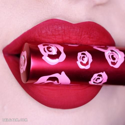 عکس آرایش لب اکلیلی ۲۰۲۰