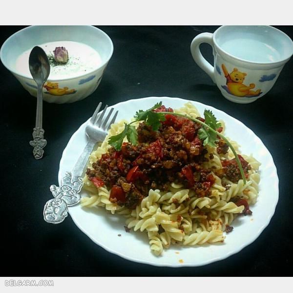 تزیین غذا گوشت چرخ کرده