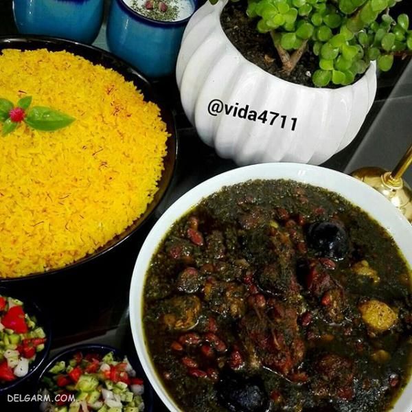 تزیین غذای قورمه سبزی