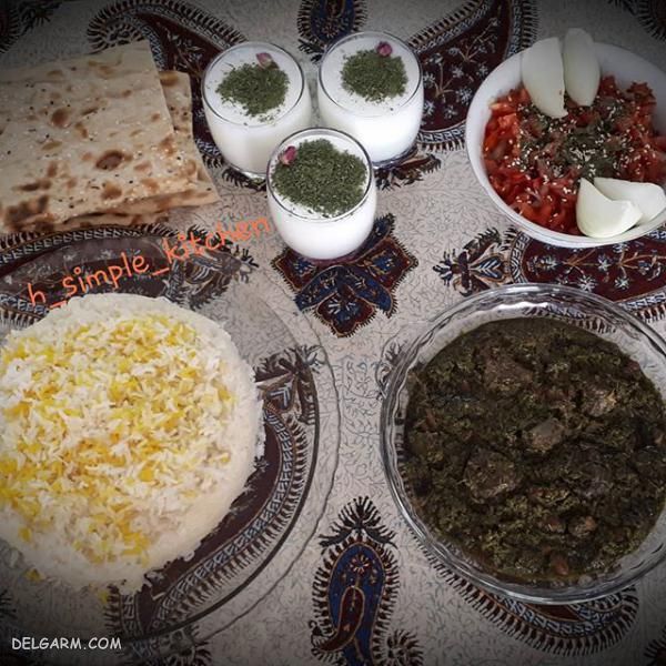 تزیین غذای قورمه سبزی