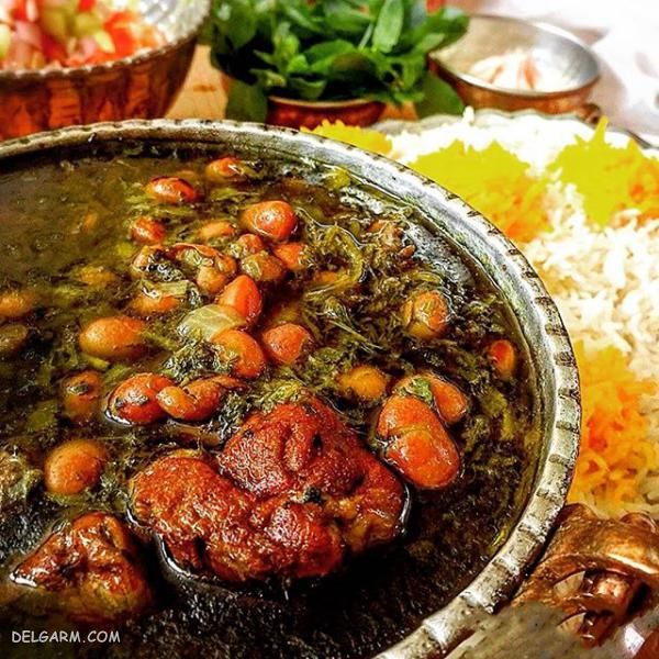 تزیین غذای قورمه سبزی