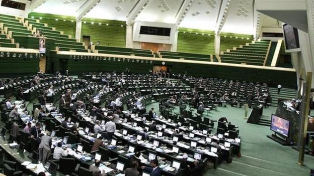 برکناری مسعود کرباسیان از وزارت اقتصاد و دارایی