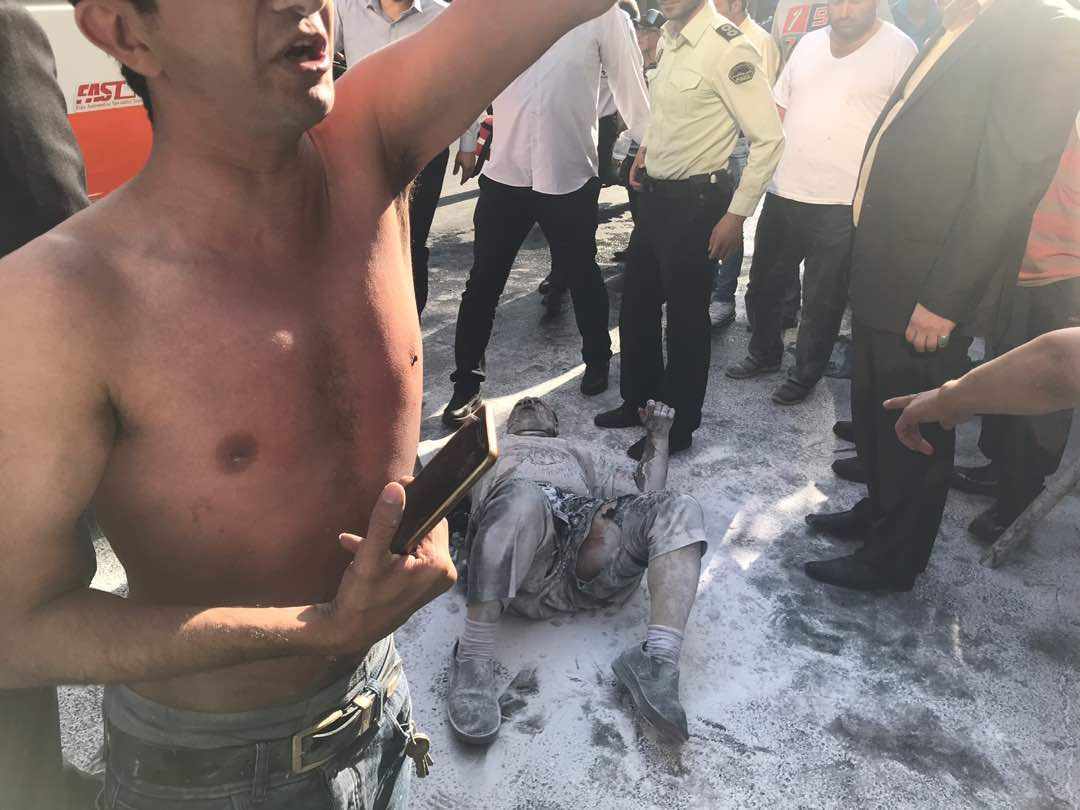 خودسوزی، شهرداری تهران، پلمپ مغازه