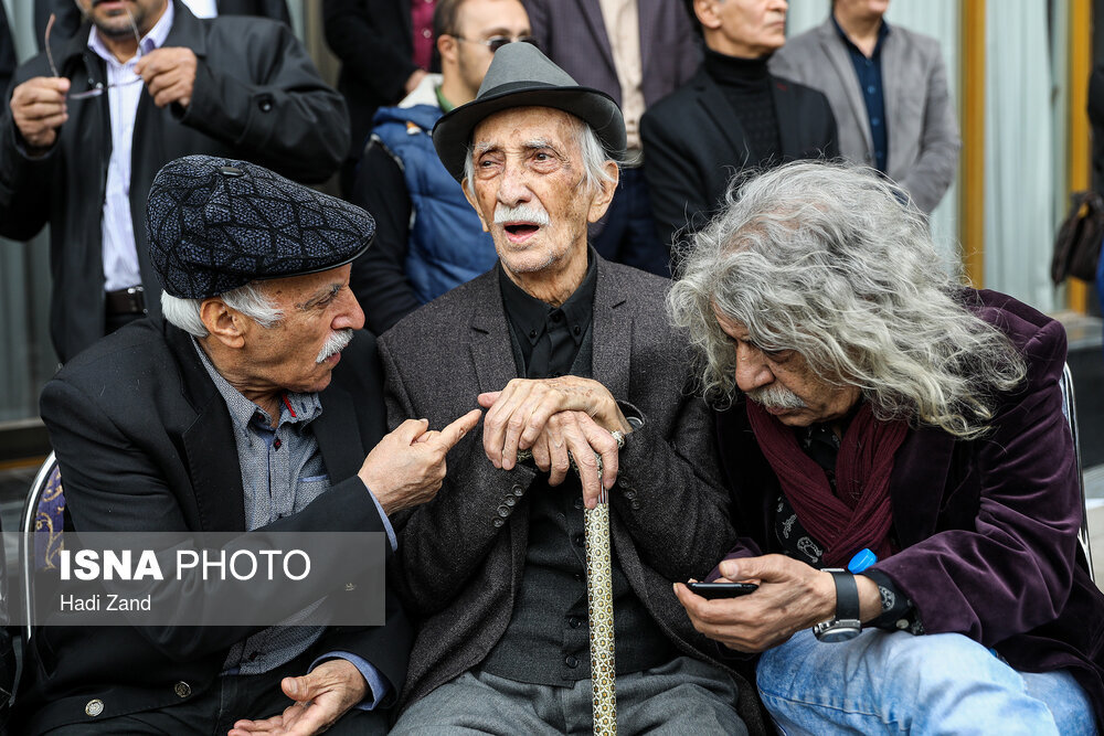 هنرمندان در مراسم جمشید مشایخی