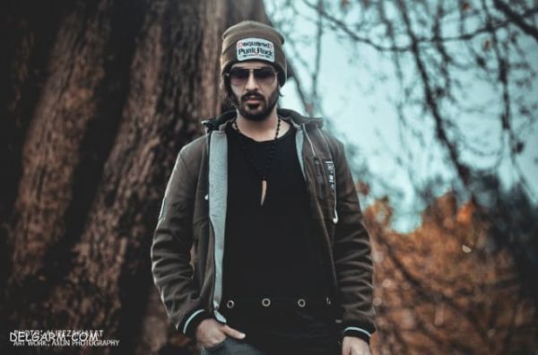 بیوگرافی رهام هادیان ماکان بند