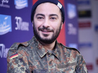 عکس عطر نوید محمدزاده هم آمد