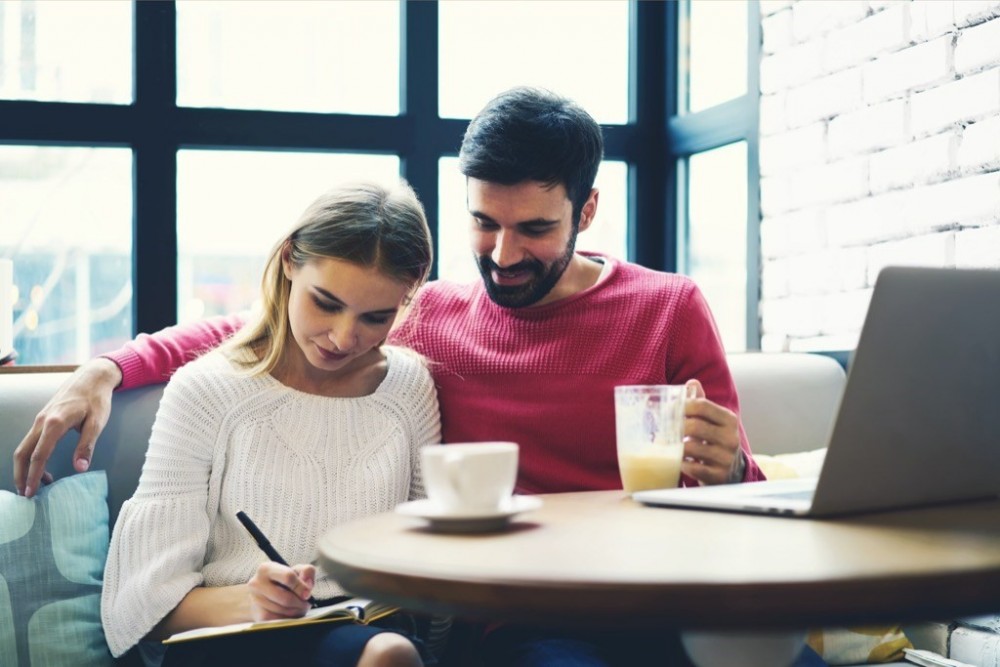 ویژگی مرد مناسب و ایدهآل برای ازدواج (با چه پسری ازدواج کنم؟)
