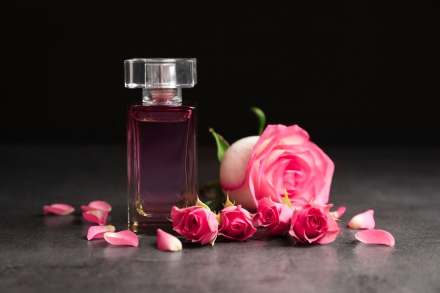 بهترین عطرهای ایسی میاک طراح مد ژاپنی