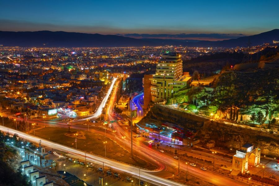 معرفی آموزشگاه زبان شیراز و تأثیر آنها در یادگیری