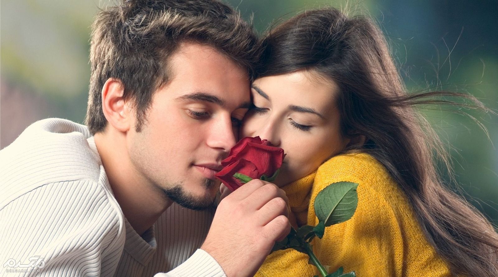 چگونه از زبان بدن پسر بفهمیم عاشق ما است