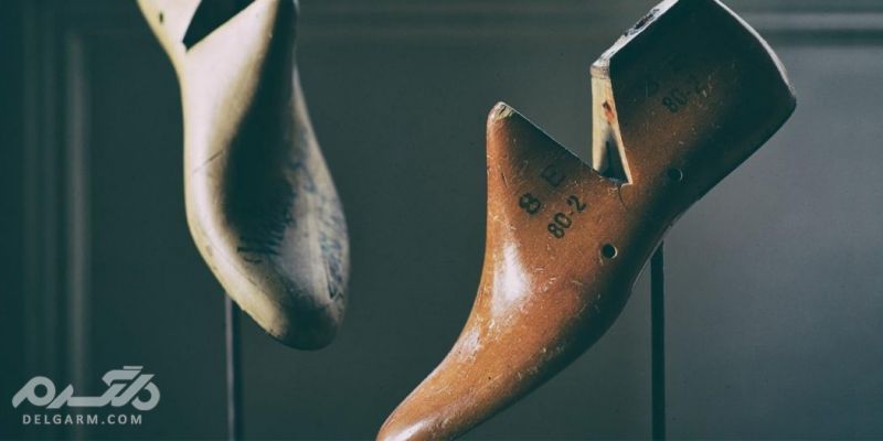 8 راهکار جادویی برای گشاد کردن کفش تنگ