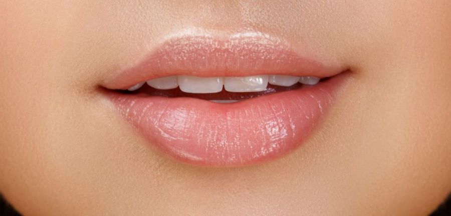 سوزش لب ها نشانه چیست ؟ عوامل اصلی این عارضه کدامند ؟