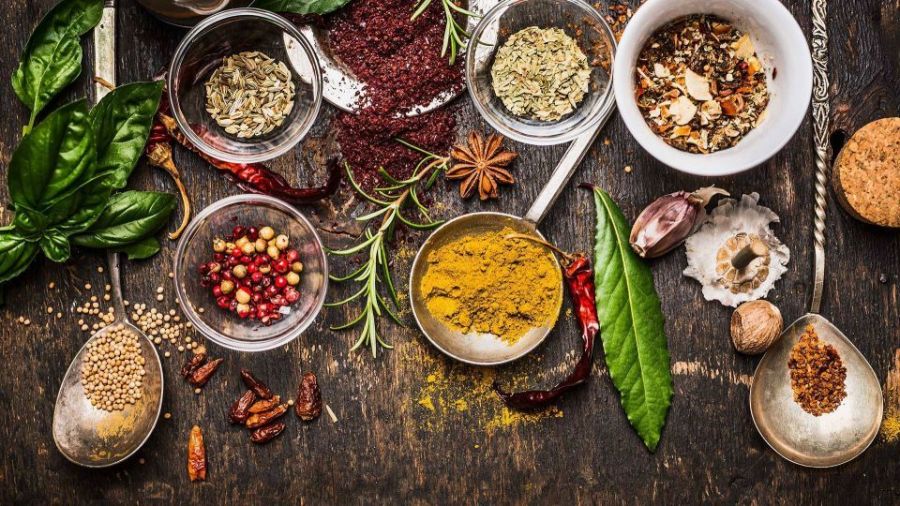 ۱۵ مواد غذایی که باعث تولید نفخ و گاز میشوند