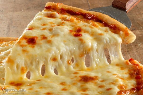 نتیجه تصویری برای پیتزا با پنیر زیاد