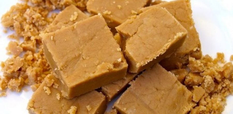 شکر سرخ یا طبرزد چیست و چه خواصی دارد ؟