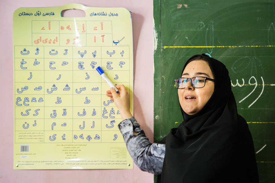 عدم افزایش۴۰۰ هزار تومانی حقوق برخی معلمان
