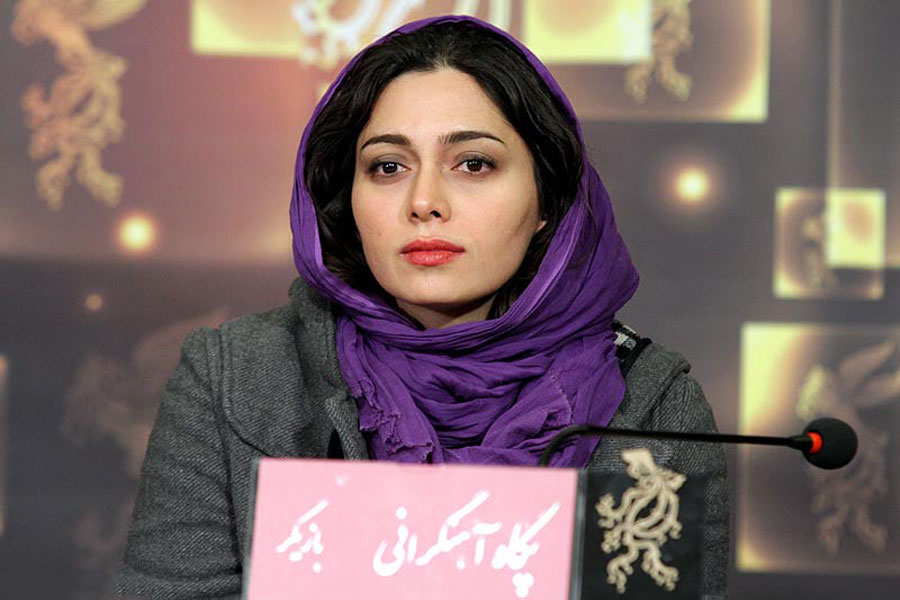 پگاه آهنگرانی بخشیده شد
