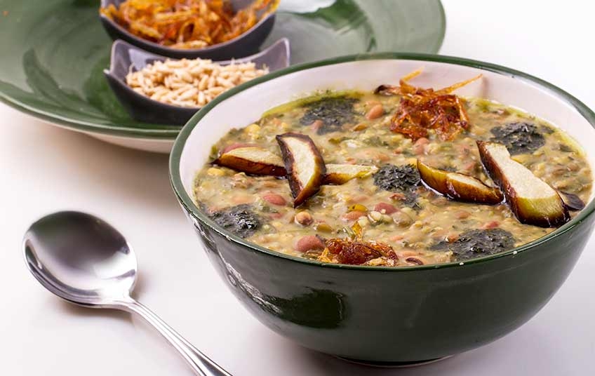 طرز تهیه آش گندم یزدی