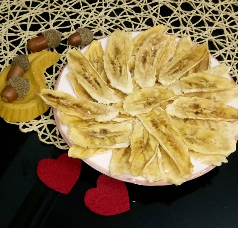 چند روش عالی برای خشک کردن میوه موز در خانه