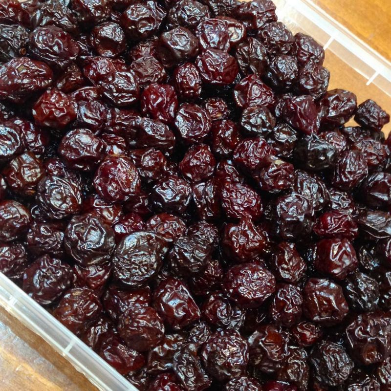 خشک کردن آلبالو به روش سنتی