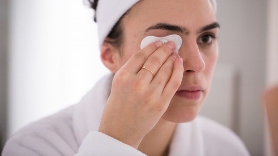 روش های صحیح پاک کردن آرایش صورت