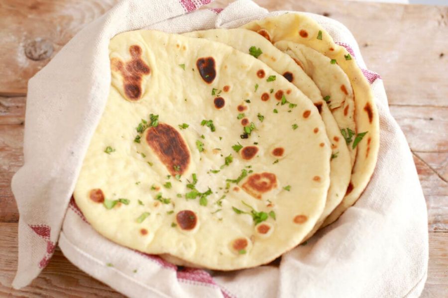 طرز تهیه چند نوع نان مسطح با خمیرترش و استارتر خمیرترش با آرد سبوسدار