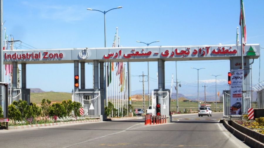 معرفی مرکز خرید ستارخان جلفا همراه با آدرس و تلفن