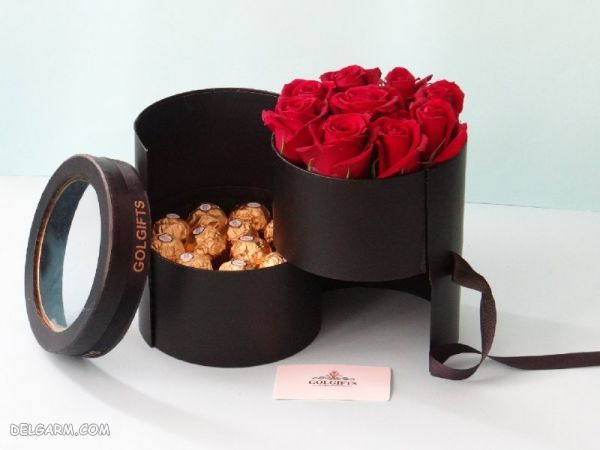باکس گل و شکلات