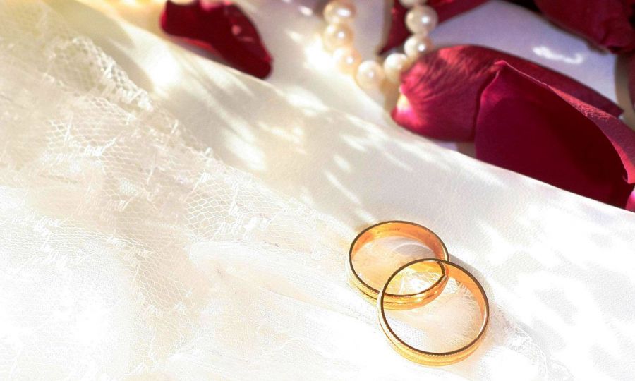 ۱۰ راه پیدا کردن خواستگار : چگونه شوهر دلخواهمان را پیدا کنیم ؟