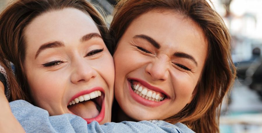 روز جهانی خنده در سال ۹۸ چه روزی است ؟