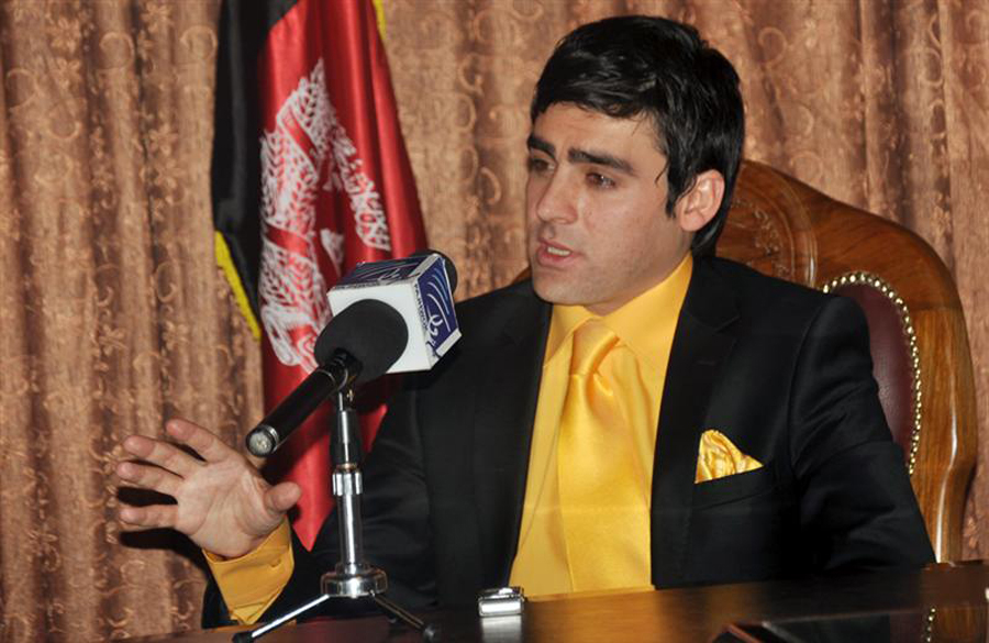 معرفی کامل بکتاش سیاوش سیاستمدار افغانستان