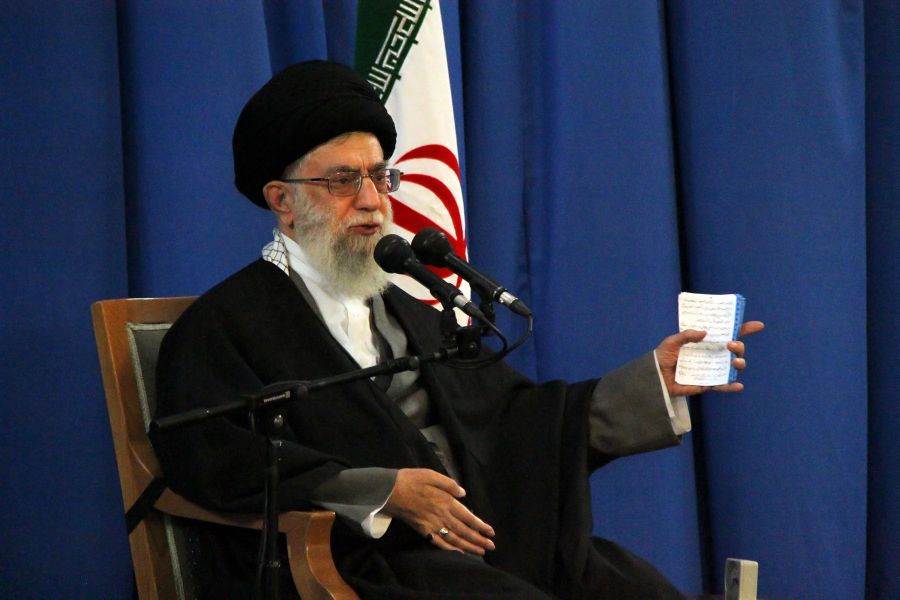 سخنان پند آموز رهبر معظم انقلاب درباره دوران جوانی