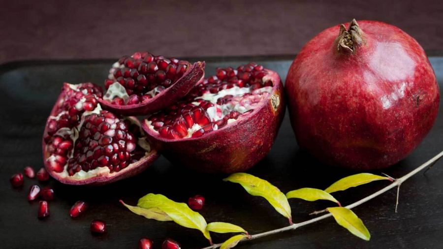 درمورد خواص و ارزش غذایی انار بدانید !