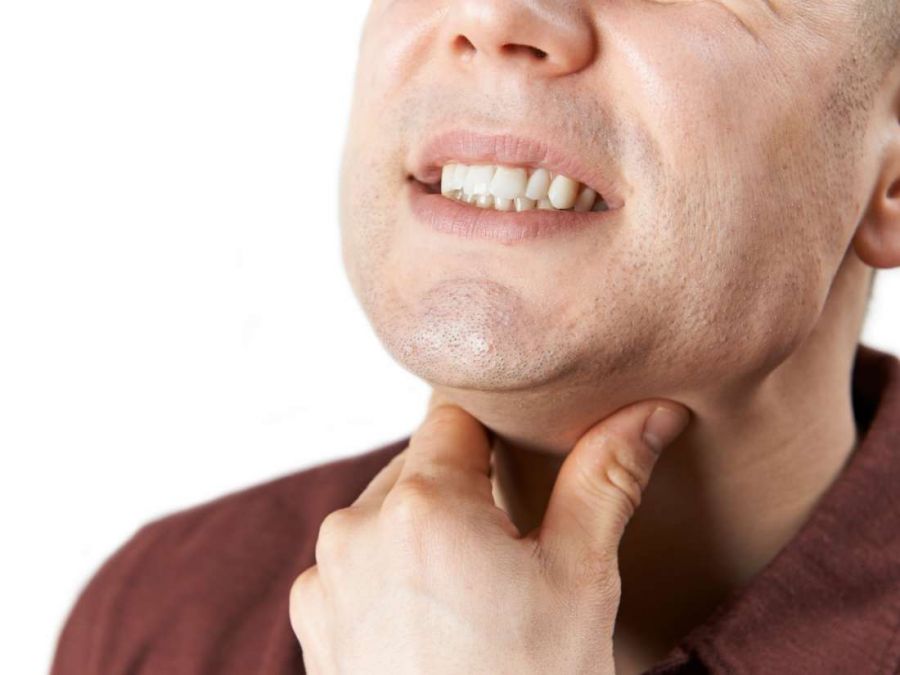 علائم عفونت فارنژیت یا التهاب حلق چیست و چگونه درمان میشود ؟