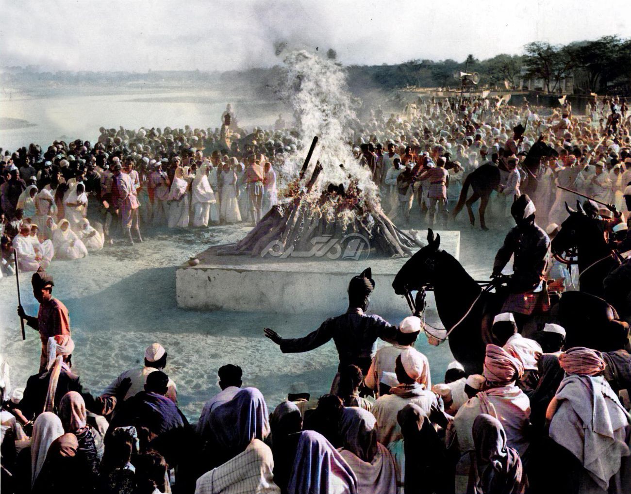 سوزاندن جسد گاندی